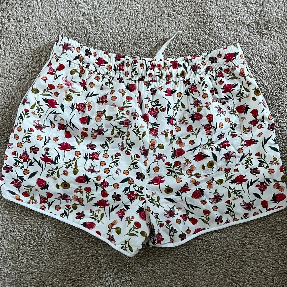 J.Crew Floral Seaside Shorts in antique white floral